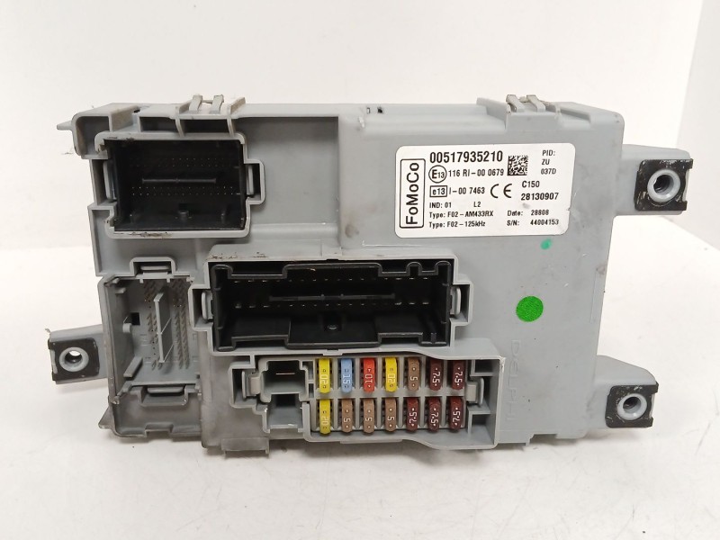 Recambio de caja reles / fusibles para ford ka (ru8) 1.2 referencia OEM IAM 00517935210  