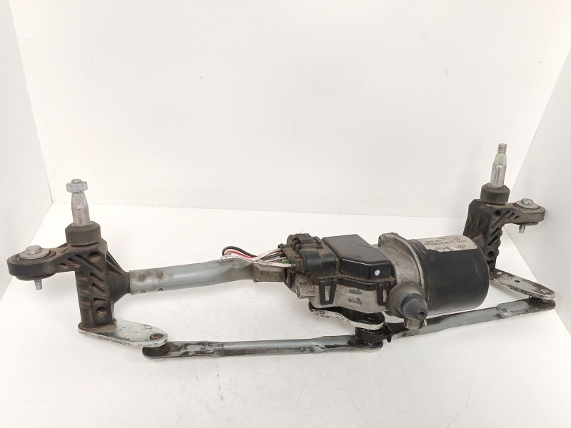 Recambio de motor limpia delantero para ford ka (ru8) 1.2 referencia OEM IAM MS1592008650  