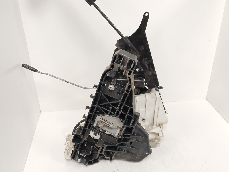 Recambio de cerradura puerta delantera derecha para mercedes-benz clase a (w169) a 180 cdi (169.007, 169.307) referencia OEM IAM