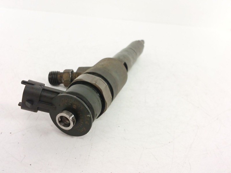 Recambio de inyector para peugeot 206 hatchback (2a/c) 1.4 hdi referencia OEM IAM 0445110252  