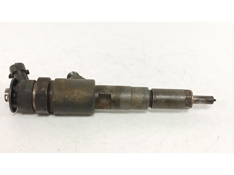 Recambio de inyector para peugeot 206 hatchback (2a/c) 1.4 hdi referencia OEM IAM 0445110252  