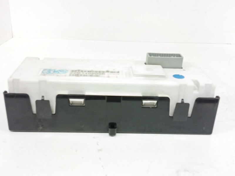 Recambio de pantalla multifuncion para renault megane iii hatchback (bz0/1_, b3_) 1.5 dci referencia OEM IAM 280340008R  