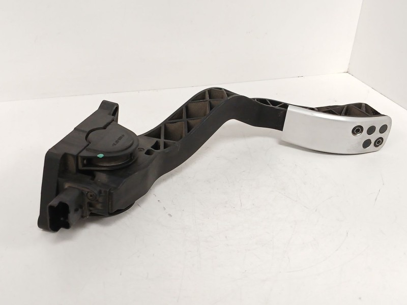 Recambio de pedal acelerador para renault megane iii hatchback (bz0/1_, b3_) 1.5 dci referencia OEM IAM 0280752260  