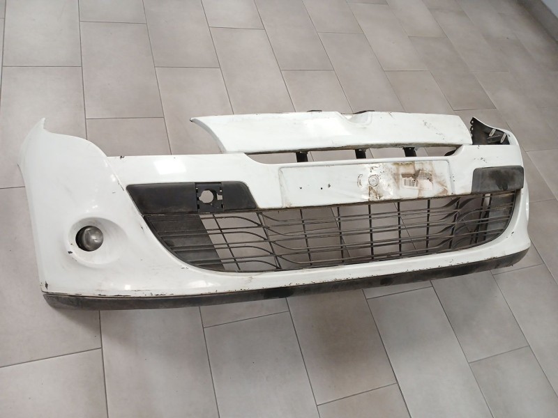 Recambio de paragolpes delantero para renault megane iii hatchback (bz0/1_, b3_) 1.5 dci referencia OEM IAM   