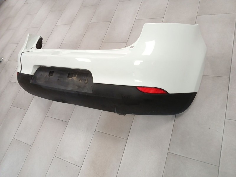 Recambio de paragolpes trasero para renault megane iii hatchback (bz0/1_, b3_) 1.5 dci referencia OEM IAM   