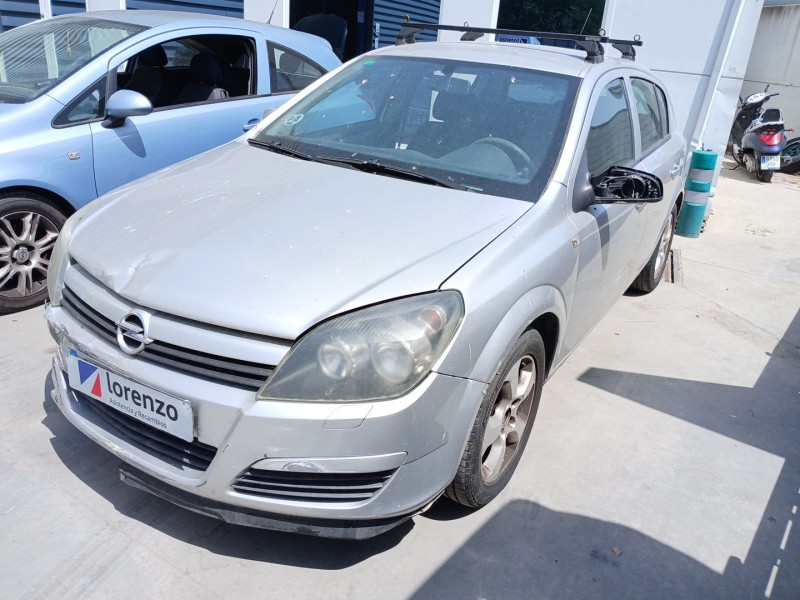 opel astra h (a04) del año 2005