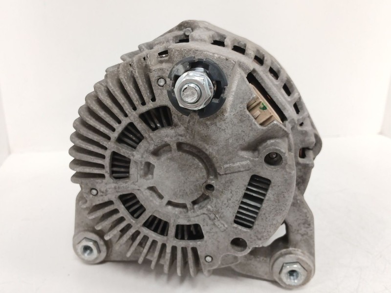 Recambio de alternador para nissan note (e12) 1.5 dci referencia OEM IAM   
