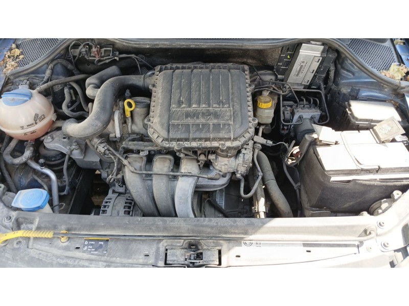 volkswagen polo v (6r1, 6c1) del año 2015