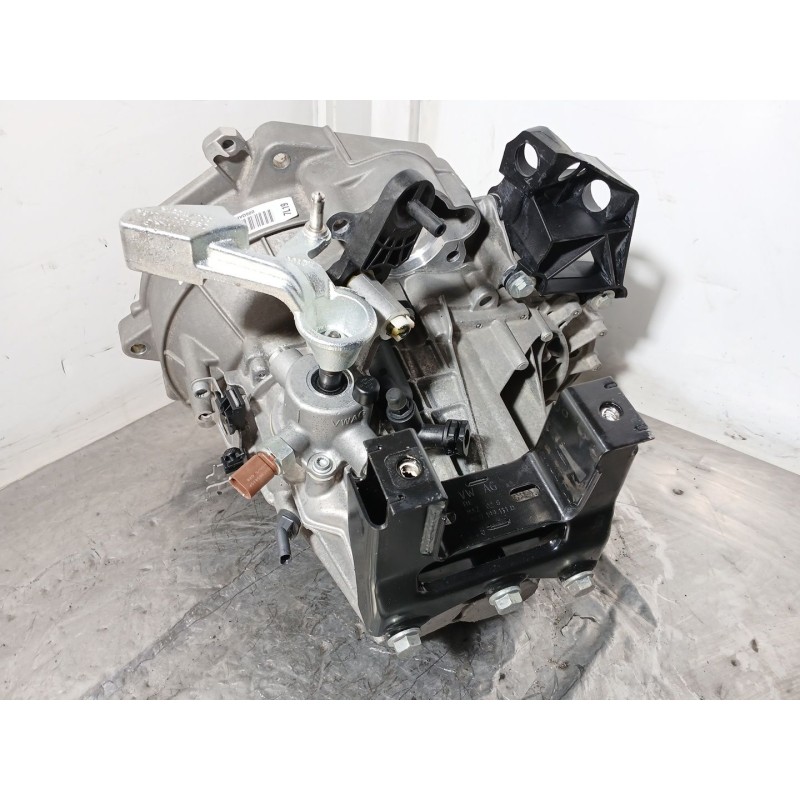 Recambio de caja cambios para volkswagen polo v (6r1, 6c1) 1.0 referencia OEM IAM QAE QAE0137 2606531