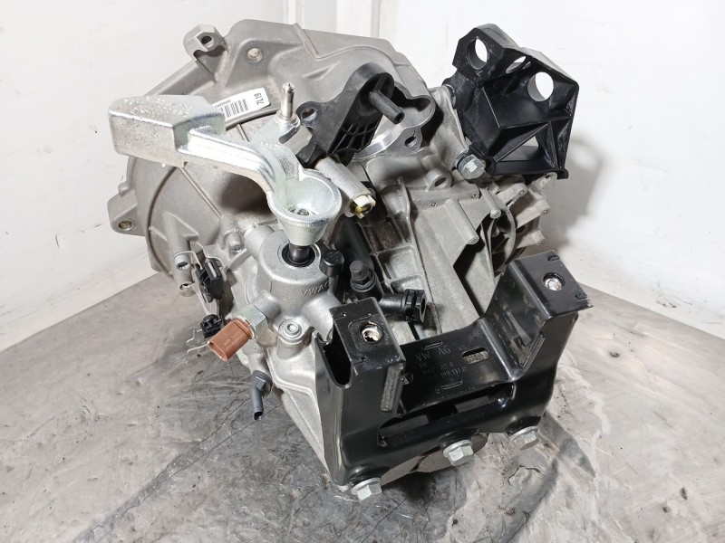 Recambio de caja cambios para volkswagen polo v (6r1, 6c1) 1.0 referencia OEM IAM QAE QAE0137 2606531
