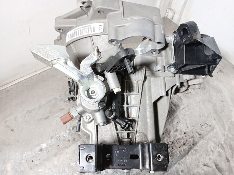 Recambio de caja cambios para volkswagen polo v (6r1, 6c1) 1.0 referencia OEM IAM QAE QAE0137 2606531
