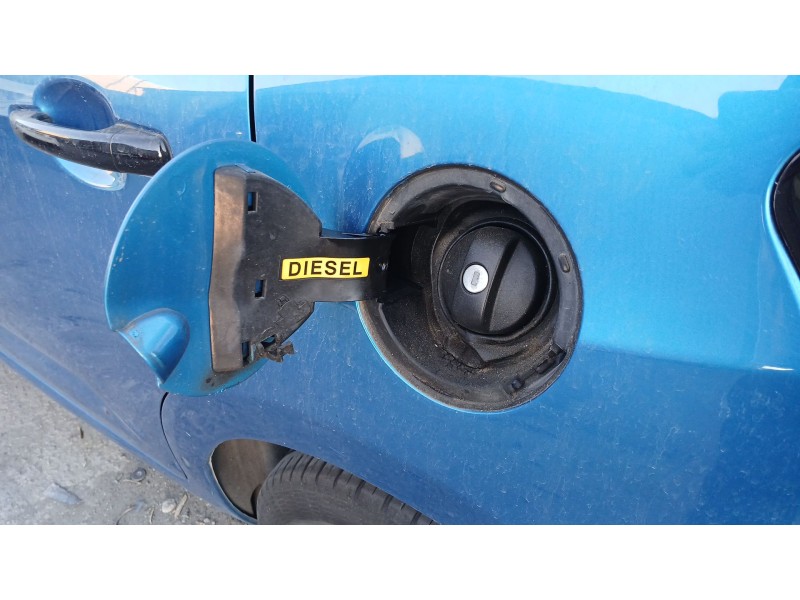 Recambio de tapa exterior combustible para citroën c3 ii (sc_) 1.4 hdi 70 (sc8hzc, sc8hr0, sc8hp4) referencia OEM IAM    Recambio de tapa exterior combustible para citroën c3 ii (sc_) 1.4 hdi 70 (sc8hzc, sc8hr0, sc8hp4) referencia OEM IAM