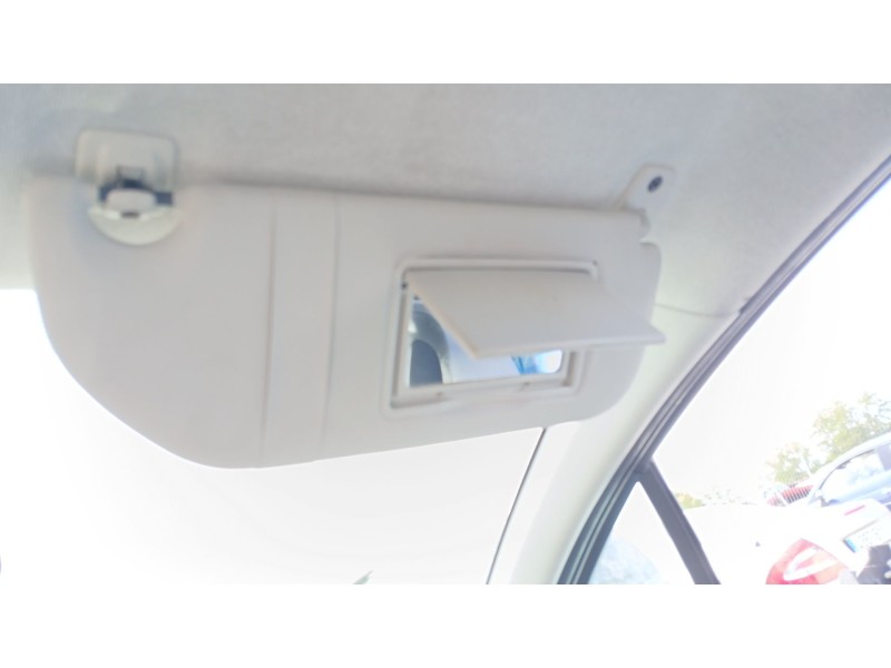 Recambio de parasol derecho para citroën c3 ii (sc_) 1.4 hdi 70 (sc8hzc, sc8hr0, sc8hp4) referencia OEM IAM    Recambio de parasol derecho para citroën c3 ii (sc_) 1.4 hdi 70 (sc8hzc, sc8hr0, sc8hp4) referencia OEM IAM