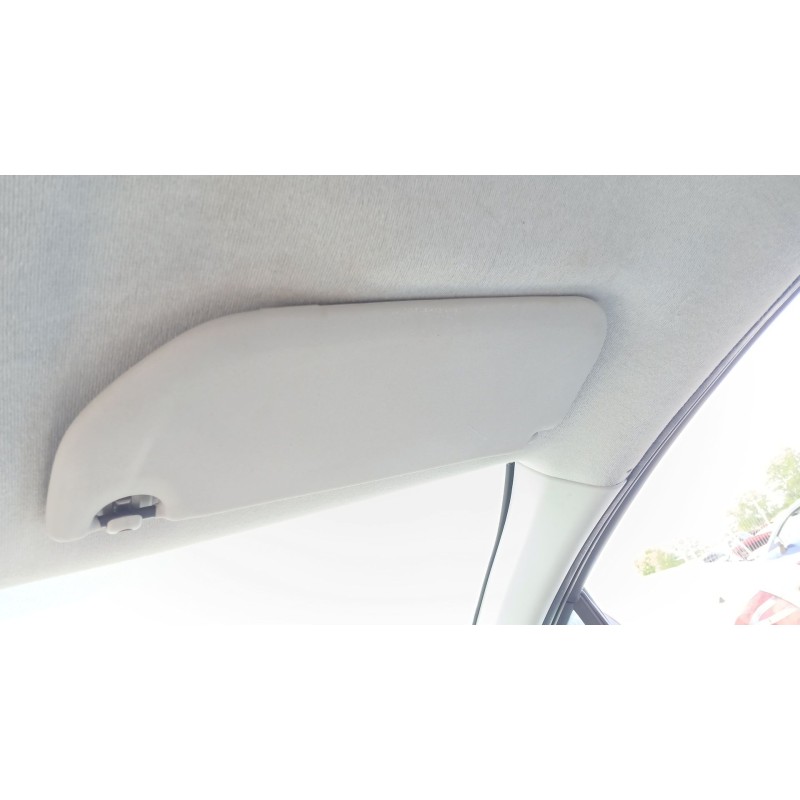 Recambio de parasol derecho para citroën c3 ii (sc_) 1.4 hdi 70 (sc8hzc, sc8hr0, sc8hp4) referencia OEM IAM    Recambio de parasol derecho para citroën c3 ii (sc_) 1.4 hdi 70 (sc8hzc, sc8hr0, sc8hp4) referencia OEM IAM