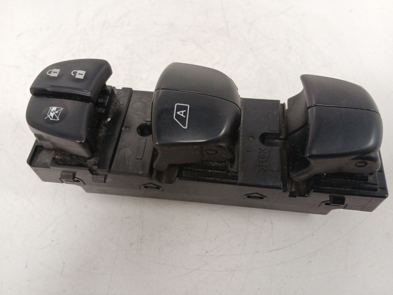 Recambio de mando elevalunas delantero izquierdo para nissan x-trail iii (t32_, t32r, t32rr) 1.6 dci all mode 4x4-i (nt32) refer Recambio de mando elevalunas delantero izquierdo para nissan x-trail iii (t32_, t32r, t32rr) 1.6 dci all mode 4x4-i (nt32) refer