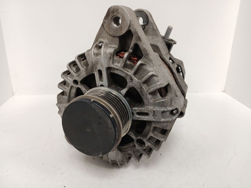 Recambio de alternador para hyundai ix35 (lm, el, elh) 2.0 crdi referencia OEM IAM FG15S034  373002F100