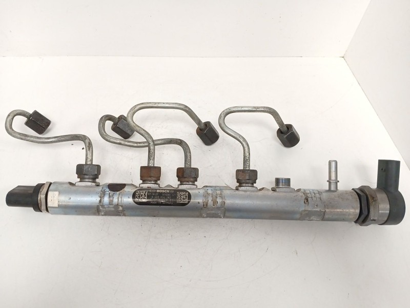 Recambio de rampa inyectora para bmw 1 (e81) 118 d referencia OEM IAM 0445214182  780912701