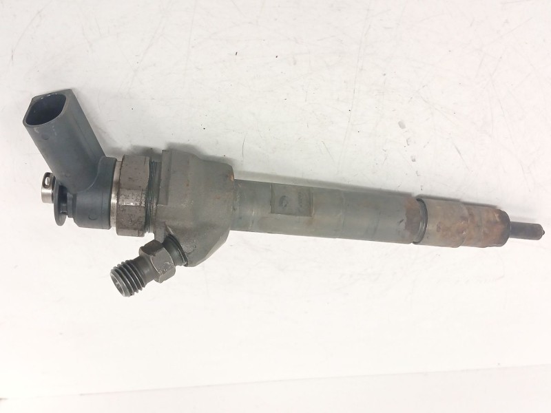 Recambio de inyector para bmw 1 (e81) 118 d referencia OEM IAM 0445110289  779844603