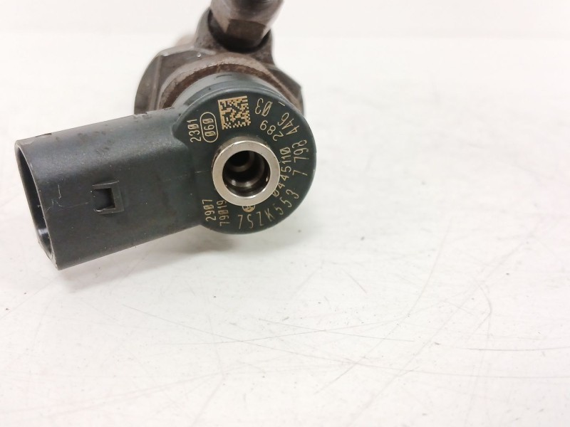 Recambio de inyector para bmw 1 (e81) 118 d referencia OEM IAM 0445110289  779844603