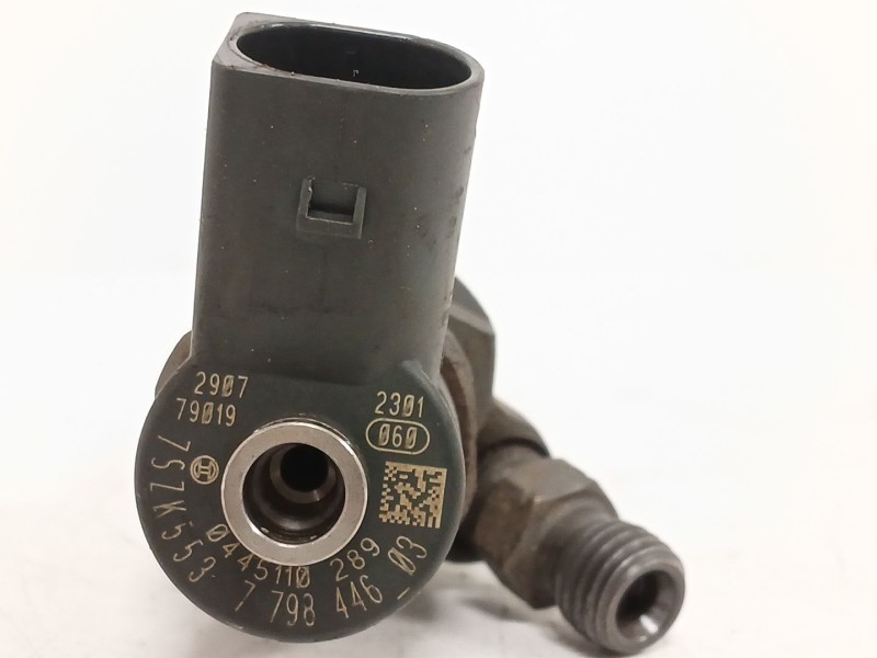Recambio de inyector para bmw 1 (e81) 118 d referencia OEM IAM 0445110289  779844603