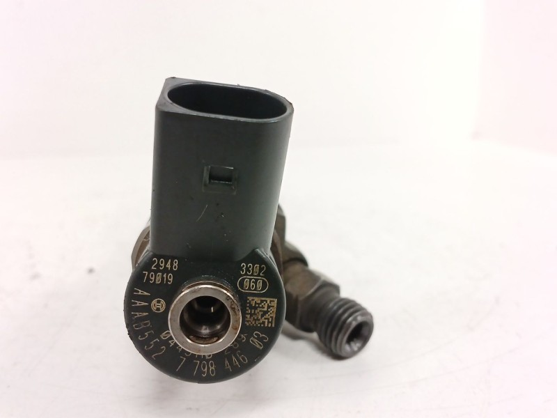 Recambio de inyector para bmw 1 (e81) 118 d referencia OEM IAM 0445110289  779844603