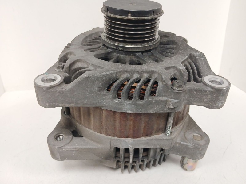 Recambio de alternador para peugeot 407 sw (6e_, 6d_) 2.0 referencia OEM IAM 9654752880 CL18 A004TJ0084C Recambio de alternador para peugeot 407 sw (6e_, 6d_) 2.0 referencia OEM IAM 9654752880 CL18 A004TJ0084C