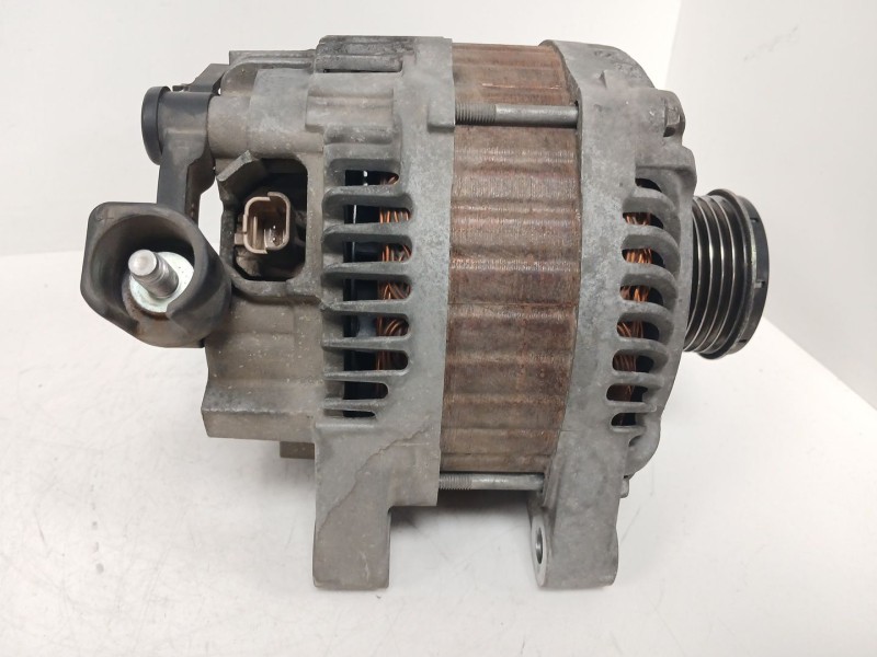 Recambio de alternador para peugeot 407 sw (6e_, 6d_) 2.0 referencia OEM IAM 9654752880 CL18 A004TJ0084C Recambio de alternador para peugeot 407 sw (6e_, 6d_) 2.0 referencia OEM IAM 9654752880 CL18 A004TJ0084C