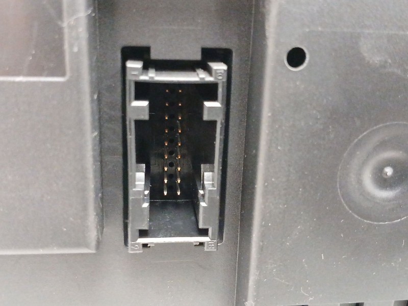 Recambio de cuadro instrumentos para bmw 1 (e81) 118 d referencia OEM IAM 1K916682101E  