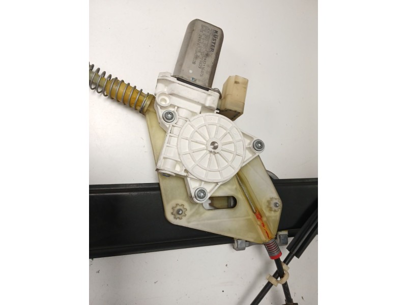 Recambio de elevalunas delantero derecho para bmw 1 (e81) 118 d referencia OEM IAM E840311607B  