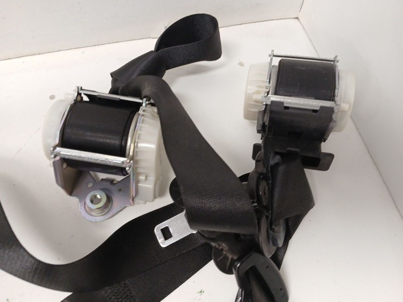 Recambio de kit airbag para bmw 1 (e81) 118 d referencia OEM IAM 07B2995H3940W ZDEU308004F9 698955702