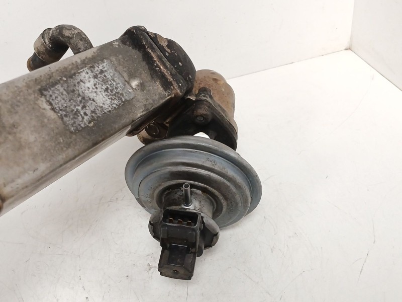 Recambio de valvula egr para bmw 1 (e81) 118 d referencia OEM IAM   