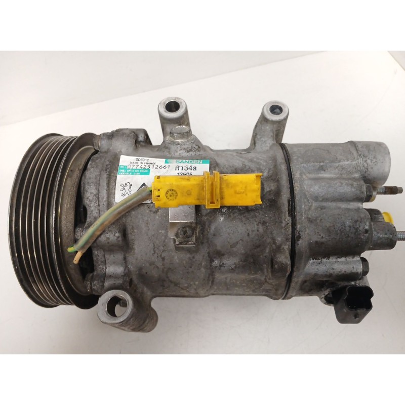 Recambio de compresor aire acondicionado para citroën c4 i (lc_) 2.0 hdi referencia OEM IAM 9651911180  1350F Recambio de compresor aire acondicionado para citroën c4 i (lc_) 2.0 hdi referencia OEM IAM 9651911180  1350F