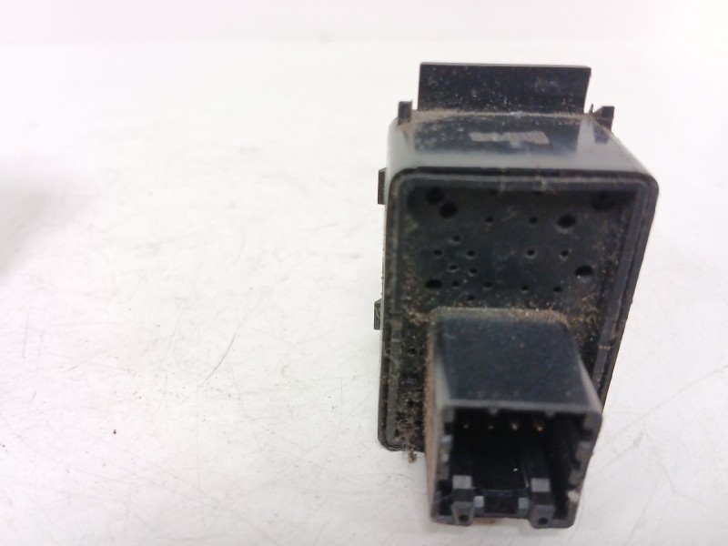 Recambio de mando multifuncion para ford ka (ru8) 1.2 referencia OEM IAM    Recambio de mando multifuncion para ford ka (ru8) 1.2 referencia OEM IAM