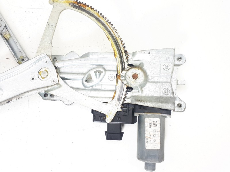 Recambio de elevalunas delantero derecho para opel zafira b cosmo referencia OEM IAM 13132435RH  