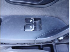 Recambio de mando elevalunas delantero izquierdo para kia cee´d (jd) 1.6 crdi 110 referencia OEM IAM   