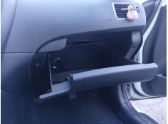 Recambio de guantera para kia cee´d (jd) 1.6 crdi 110 referencia OEM IAM    2