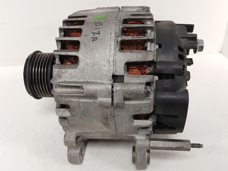 Recambio de alternador para seat ibiza iv (6j5, 6p1) 1.6 tdi referencia OEM IAM    Recambio de alternador para seat ibiza iv (6j5, 6p1) 1.6 tdi referencia OEM IAM