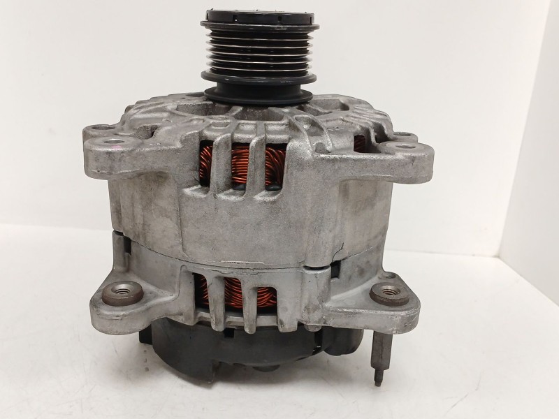 Recambio de alternador para seat ibiza iv (6j5, 6p1) 1.6 tdi referencia OEM IAM    Recambio de alternador para seat ibiza iv (6j5, 6p1) 1.6 tdi referencia OEM IAM