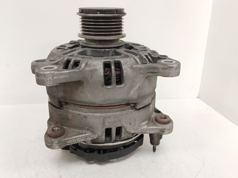 Recambio de alternador para volkswagen jetta iii (1k2) 2.0 tdi referencia OEM IAM    Recambio de alternador para volkswagen jetta iii (1k2) 2.0 tdi referencia OEM IAM