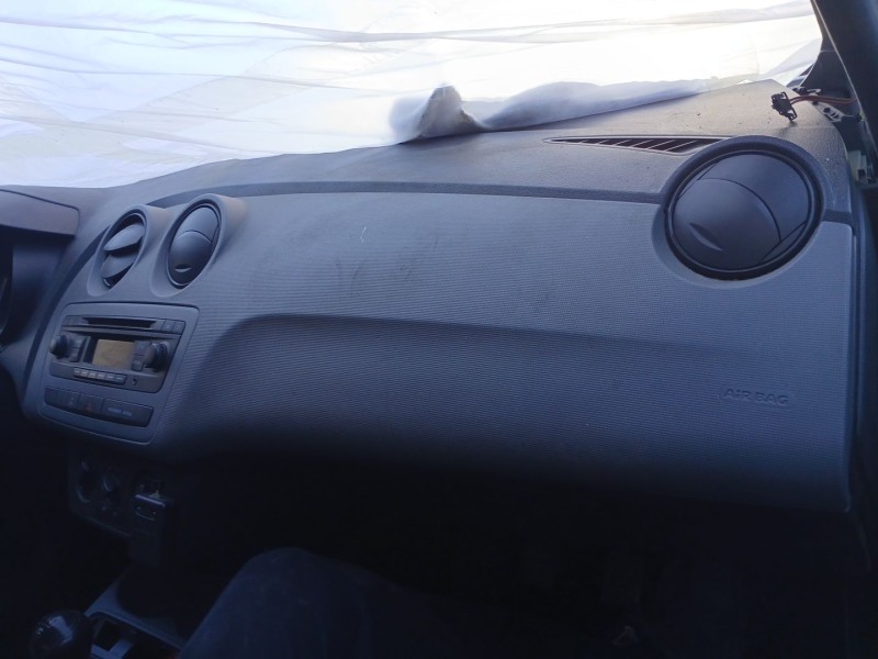 Recambio de kit airbag para seat ibiza iv (6j5, 6p1) 1.6 tdi referencia OEM IAM    Recambio de kit airbag para seat ibiza iv (6j5, 6p1) 1.6 tdi referencia OEM IAM