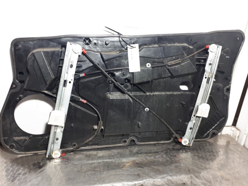 Recambio de elevalunas delantero izquierdo para ford fiesta (ccn) black&white edition referencia OEM IAM C1BBB045H17AD  