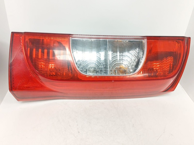 Recambio de piloto trasero derecho para citroën nemo monospace 1.4 hdi referencia OEM IAM 13202FA  