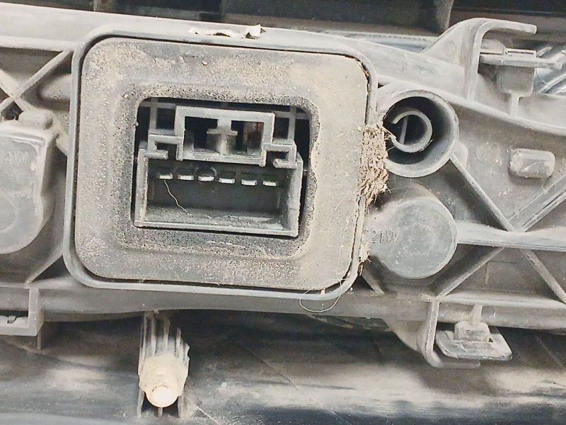 Recambio de piloto trasero izquierdo para citroën nemo monospace 1.4 hdi referencia OEM IAM 13201FA  