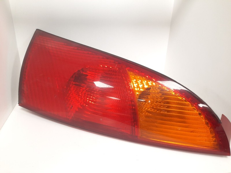 Recambio de piloto trasero derecho para ford focus turnier (cak) 1.8 tdci turbodiesel cat referencia OEM IAM 11M5113404  