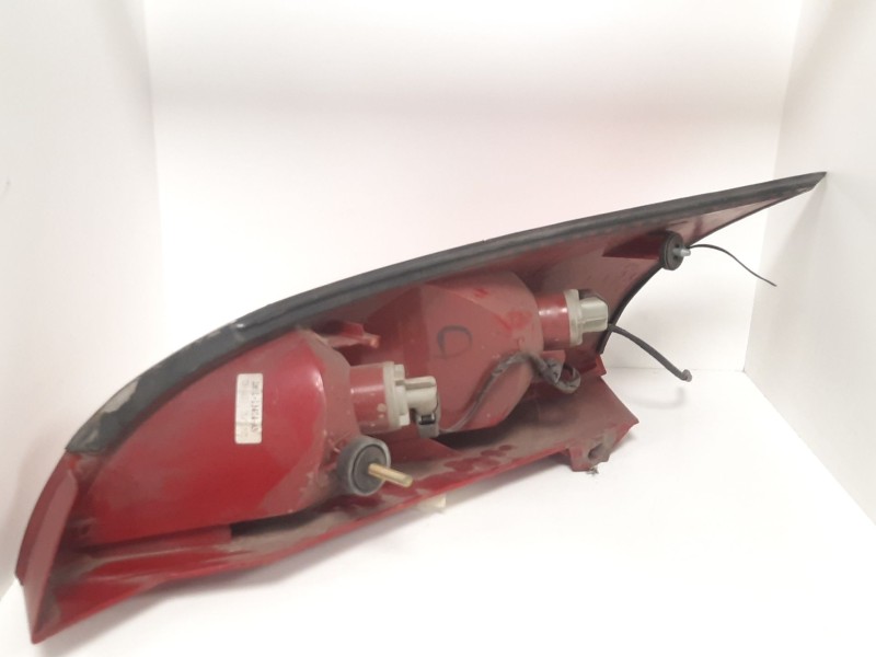 Recambio de piloto trasero derecho para ford focus turnier (cak) 1.8 tdci turbodiesel cat referencia OEM IAM 11M5113404  