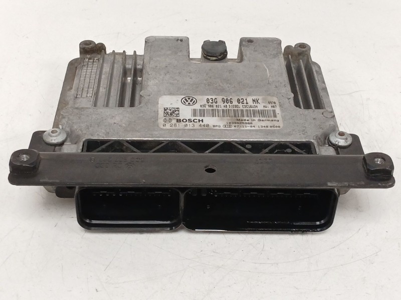 Recambio de centralita motor uce para volkswagen passat b6 variant (3c5) 2.0 tdi referencia OEM IAM 03G906021NK EDC16U34 0281013