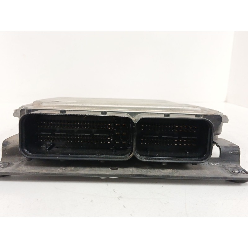 Recambio de centralita motor uce para volkswagen passat b6 variant (3c5) 2.0 tdi referencia OEM IAM 03G906021NK EDC16U34 0281013