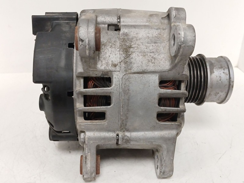 Recambio de alternador para volkswagen golf vii (5g1, bq1, be1, be2) 1.0 tsi referencia OEM IAM 04C903023M 2715992A TG14C103