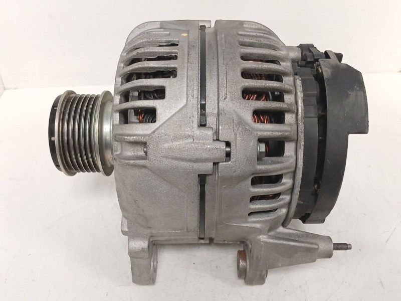 Recambio de alternador para seat ibiza iv (6j5, 6p1) 1.6 tdi referencia OEM IAM   