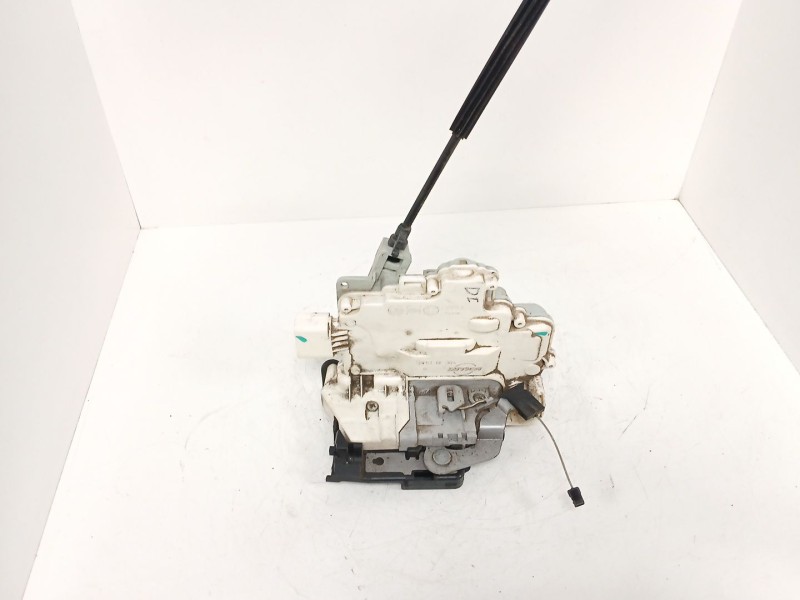 Recambio de cerradura puerta delantera izquierda para seat leon (1p1) 1.4 tsi referencia OEM IAM   